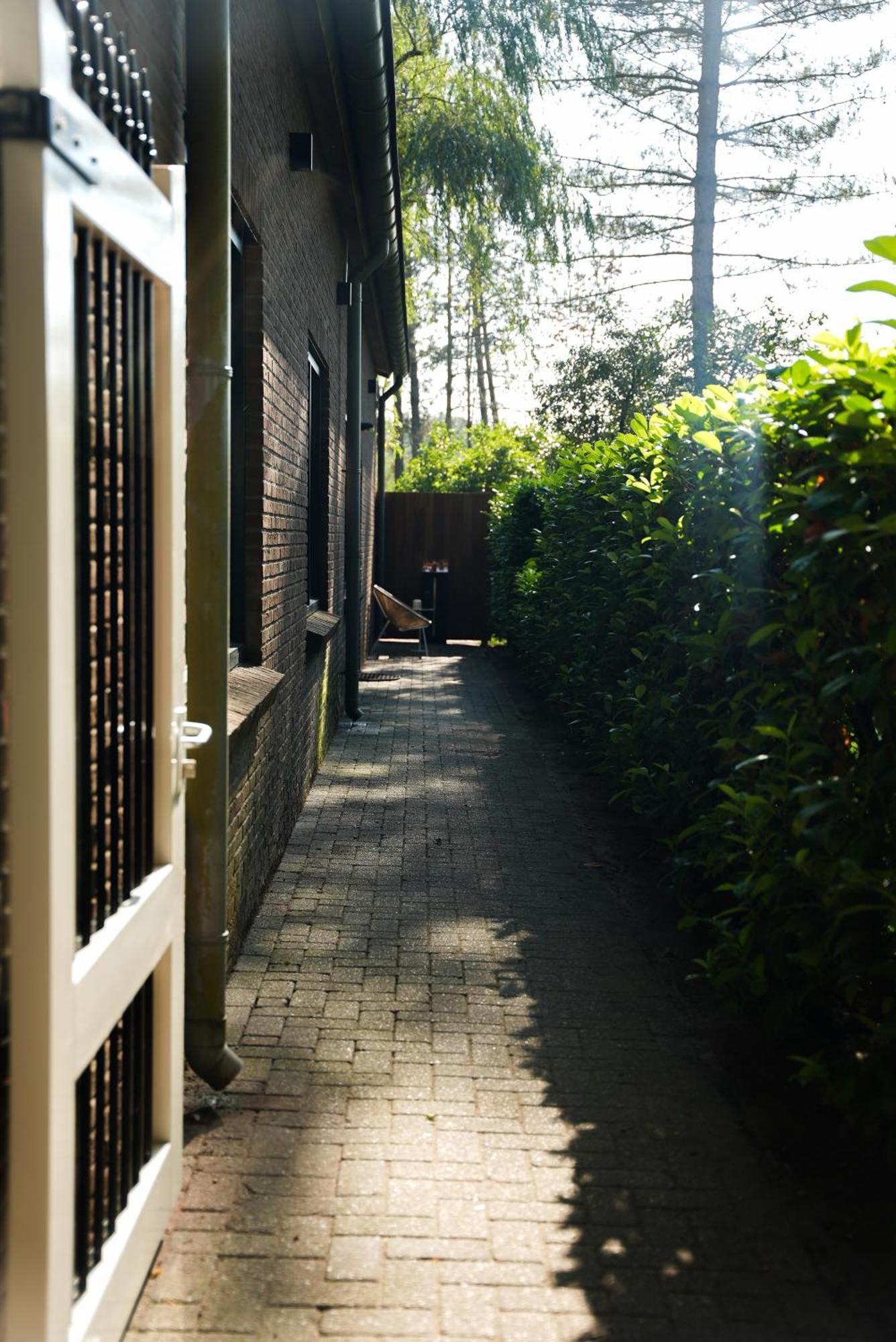 The Lodge Bed & Wellness Oisterwijk Sauna, Jacuzzi, Luxury Moergestel Exteriör bild